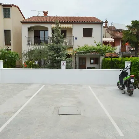 Gostinjska kuća Sua 3*