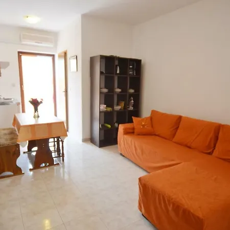 Sua Gostinjska kuća 3*